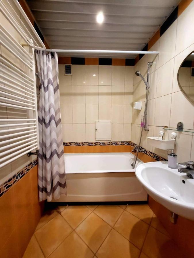 Stasys Apartments Pilies Street Вилнюс Екстериор снимка