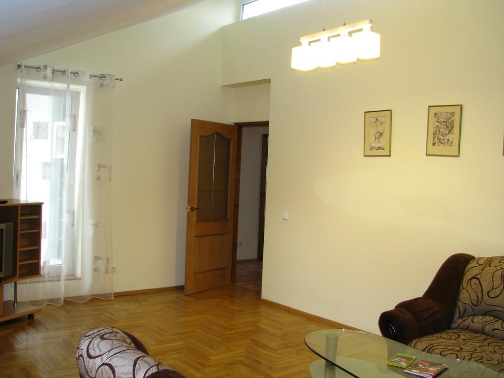 Stasys Apartments Pilies Street Вилнюс Екстериор снимка